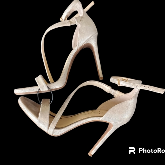 Jessica Simpson Rayli Ankle Strap Heeled Sandals - Picture 8 of 10